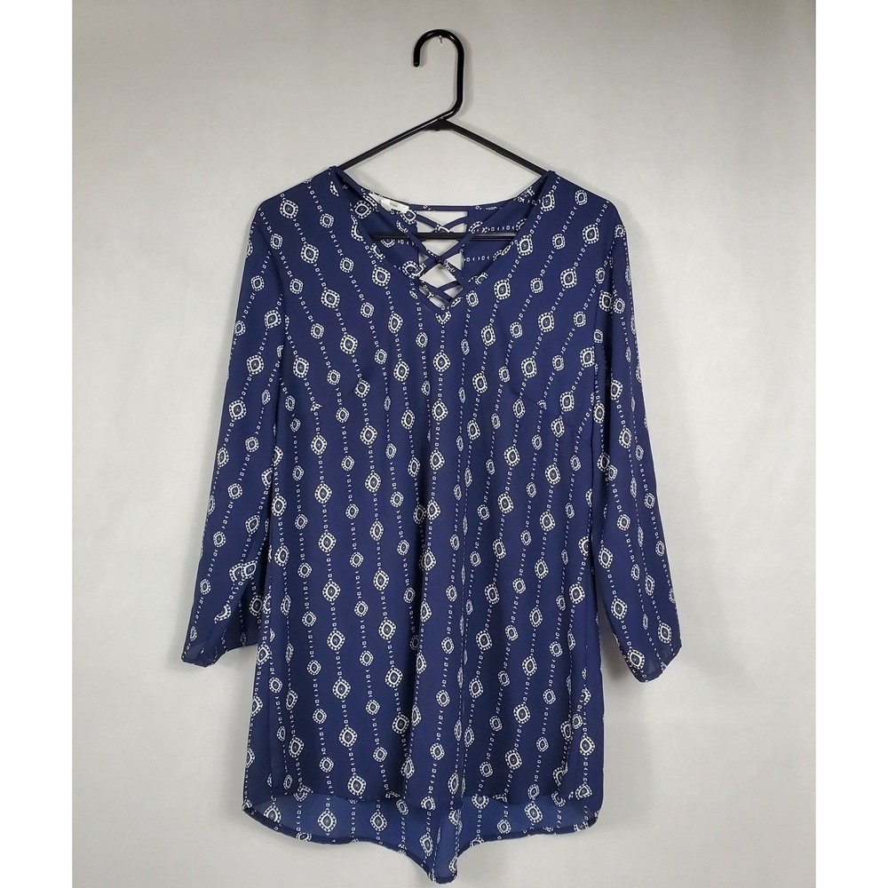 Maurices Womens Navy Blue White Geometric Lattice Neck Roll Tab Sleeve Tunic L